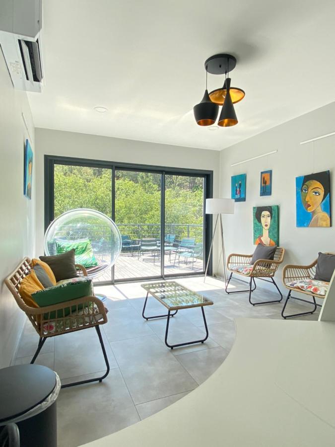 Hotel Les Vignes Chassiers Dış mekan fotoğraf